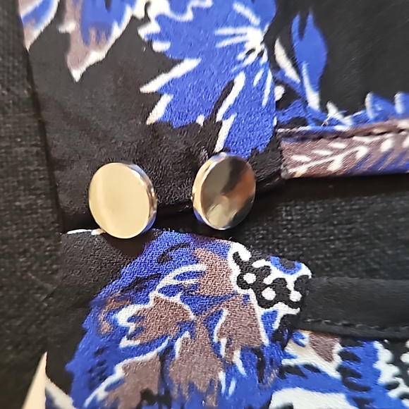 Short front, long back Shirt. - Picture 9 of 14